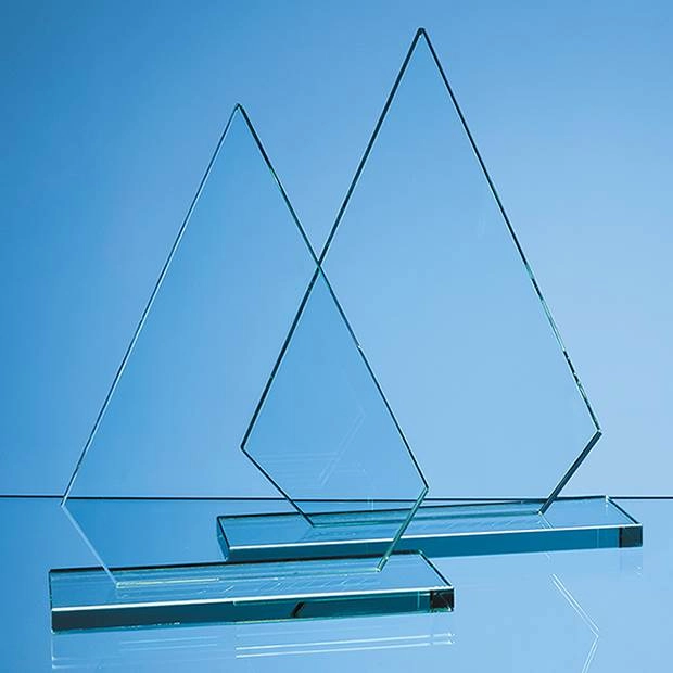 23cm x 17cm x 12mm Jade Glass Peak Award