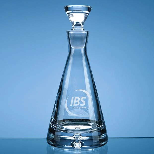 0.75ltr Handmade Bubble Base Pyramid Decanter