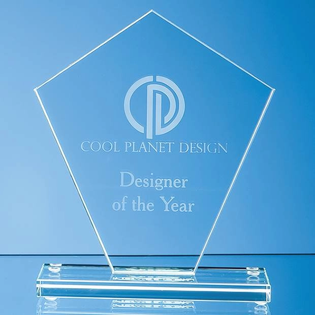 15.5cm x 13.5cm x 1cm Jade Glass Diamond Award