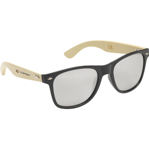 Sunglasses with bamboo arms