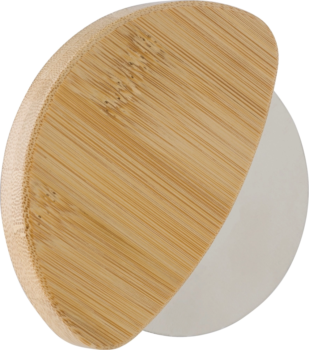Bamboo pizza cutter
